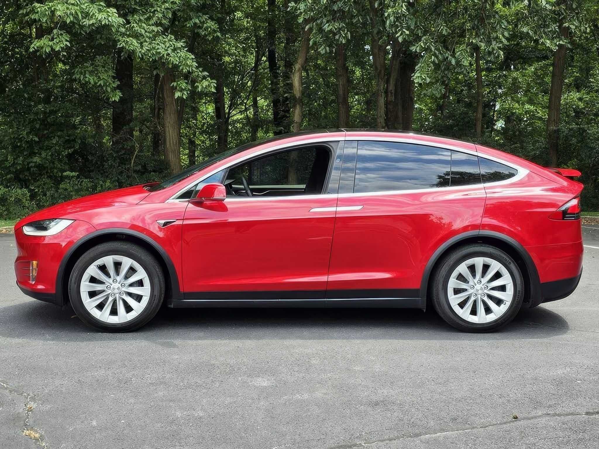 Tesla Model X 2020