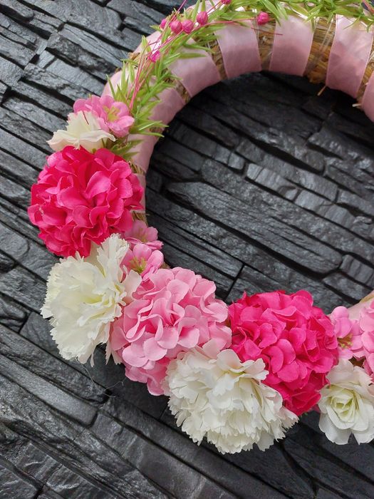 Wianek wiosenny ręcznie robiony