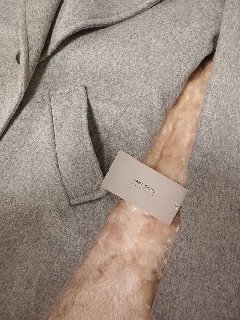 Пальто  оригінал ZARA,зара, р.L,нове