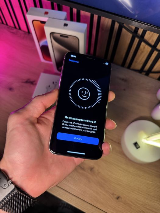 iPhone X 64 Gb + AirPods 4 у подарунок!