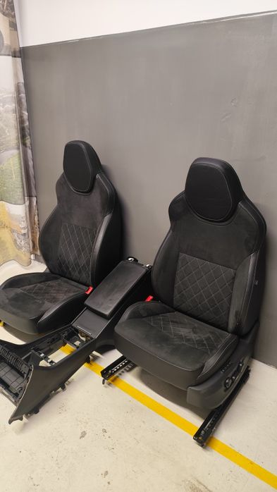 Tapicerka Fotele  Skoda superb III sportline 2023