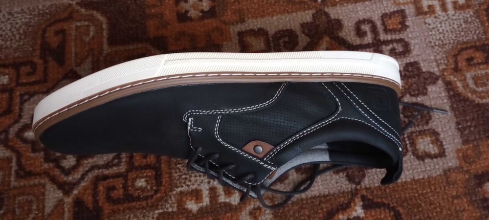 Дербі / Туфлі Easy Street