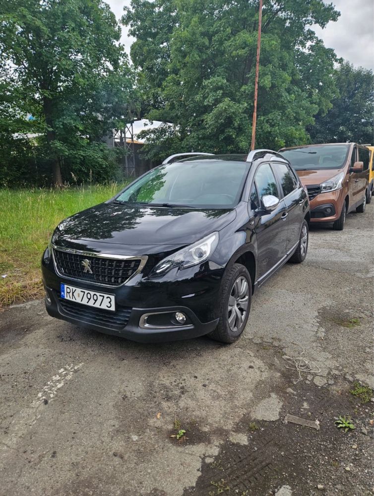 Wynajem samochodu Peugeot 2008