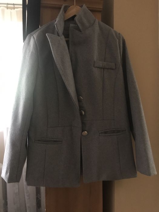 Krótki płaszczyk, marynarka