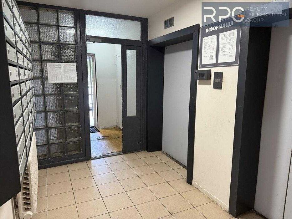 Продається 2-х кімнатна кв. Русанівська Набережна 6. Русанівка. Тк