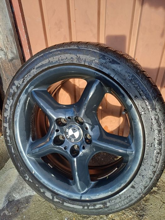 Felgi 17 z oponami zimowymi  5x120 BMW
