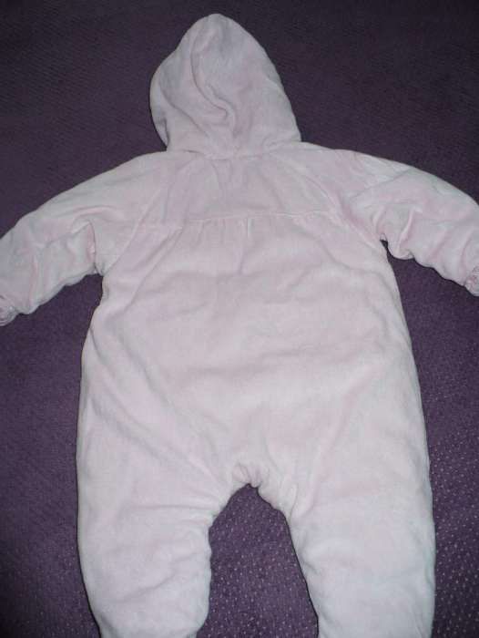 Śliczny Ciepły Kombinezon Niemowlęcy Różowy Welurowy 0-3 miesiące