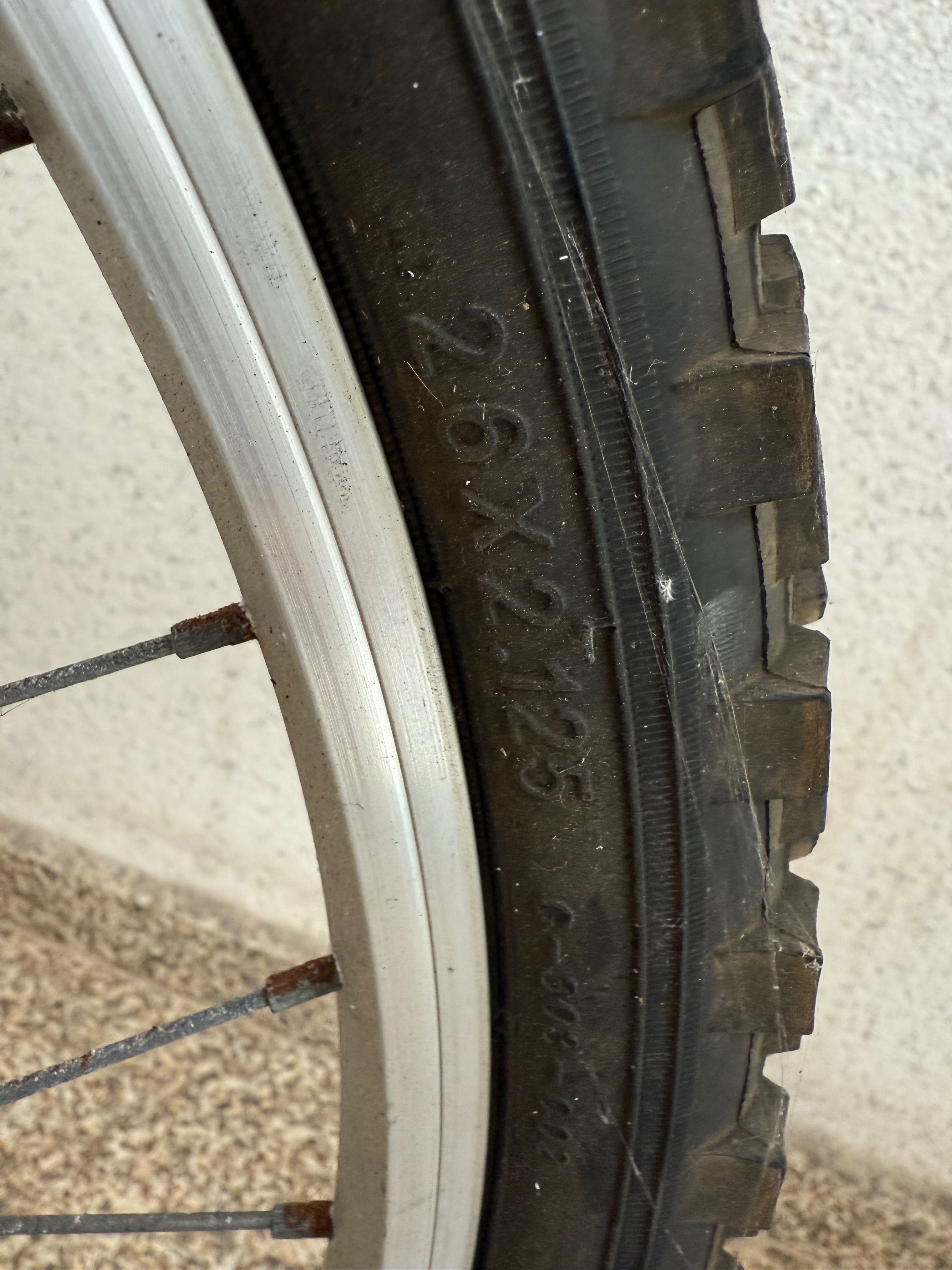 Bicicleta usada com mudanças