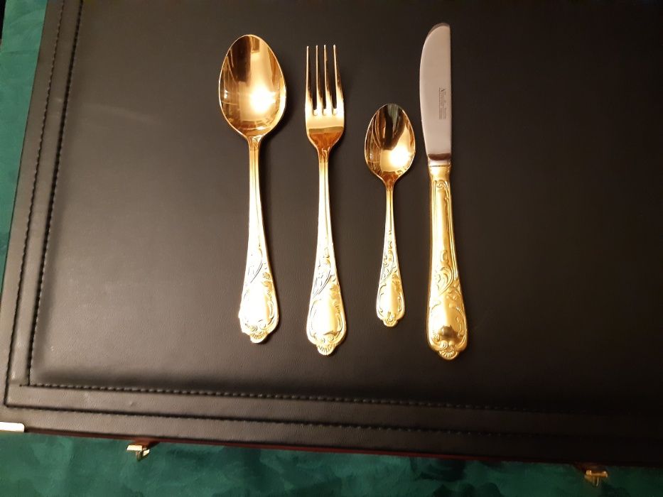 Sztućce SBS Solingen na 12 osób złocone 24 karatowym złotem