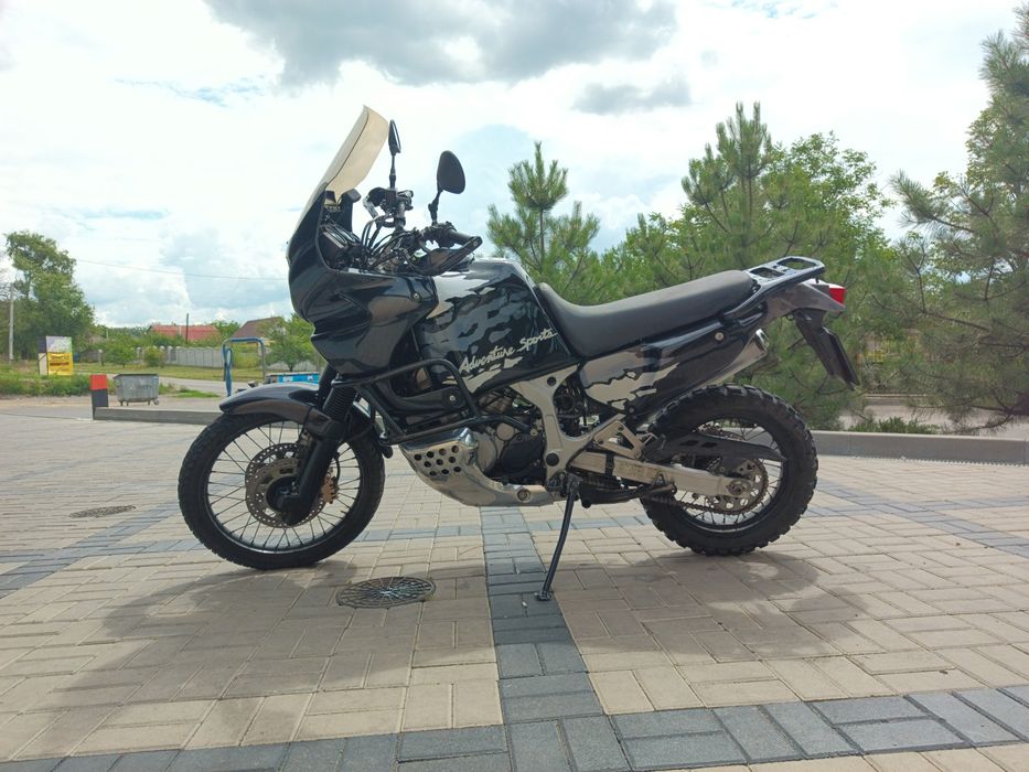 Honda XRV 750 Africa Twin RD07