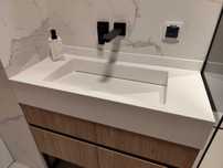 Umywalki na wymiar Corian, HiMacs, Grandex, Kerrock