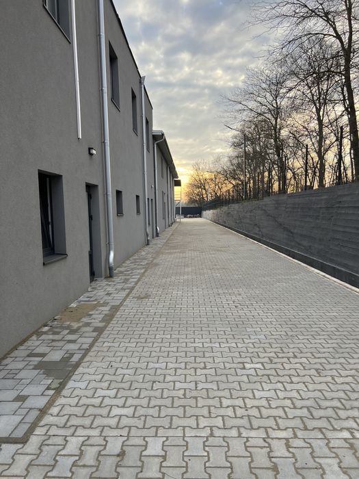 Оренда вантажного СТО TIR