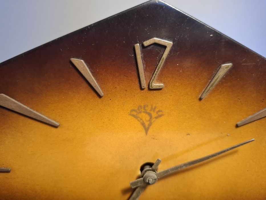 Zegar kominkowy w stylu art deco becha