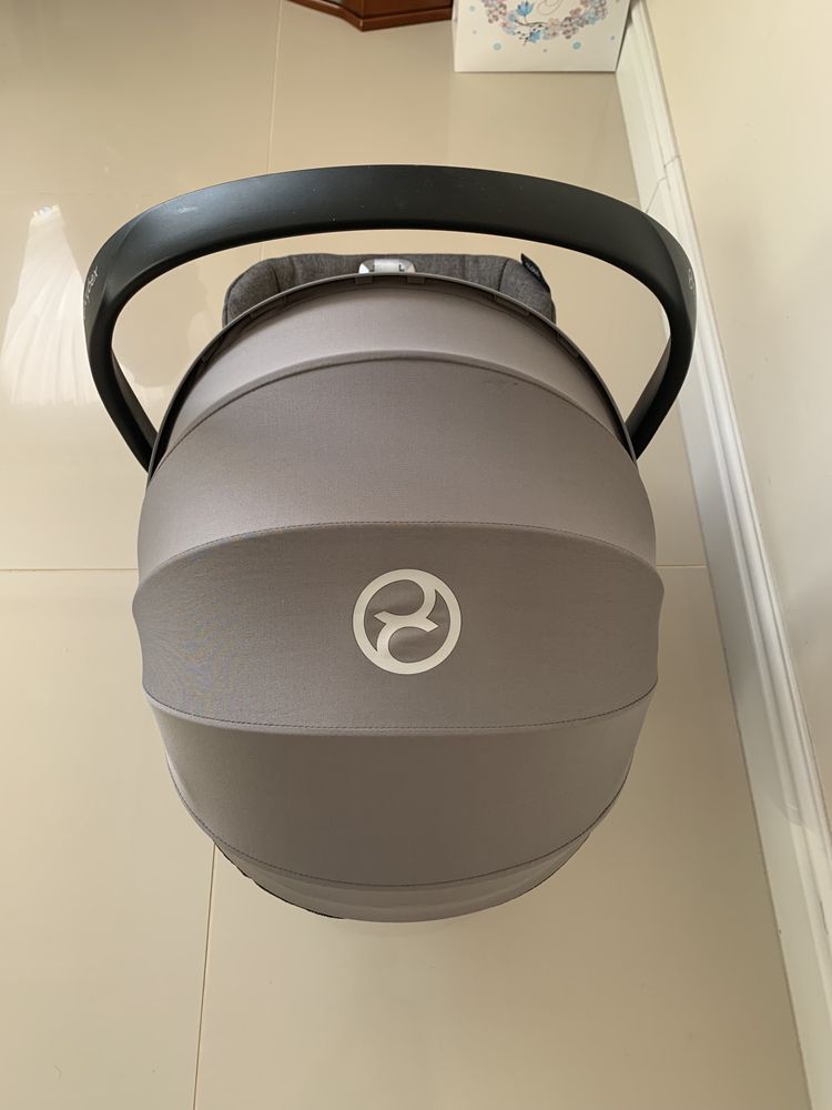 Nowe nosidelko Cybex Platinum