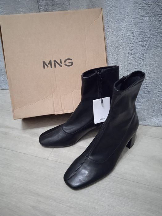 Манго нові напівчоботи