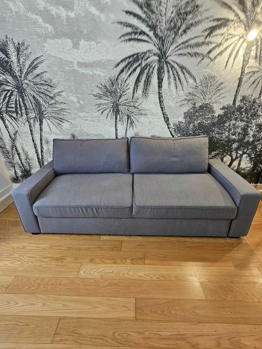 Sofá-cama cinzento. Como novo !