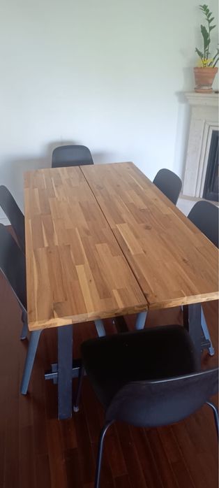 Mesa de refeição,  Skogsta - IKEA.