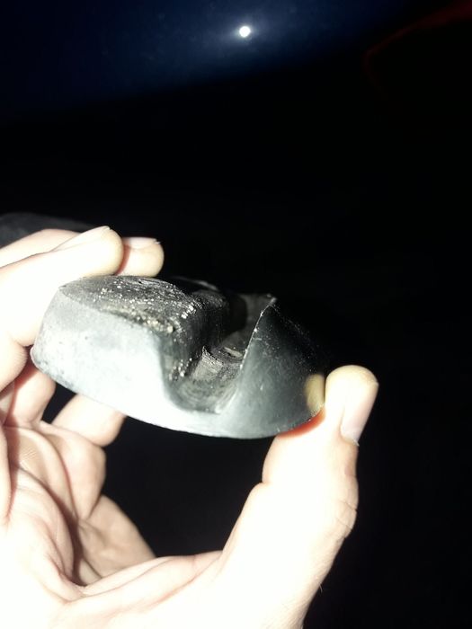 Брызговики на фольксваген джетта 6