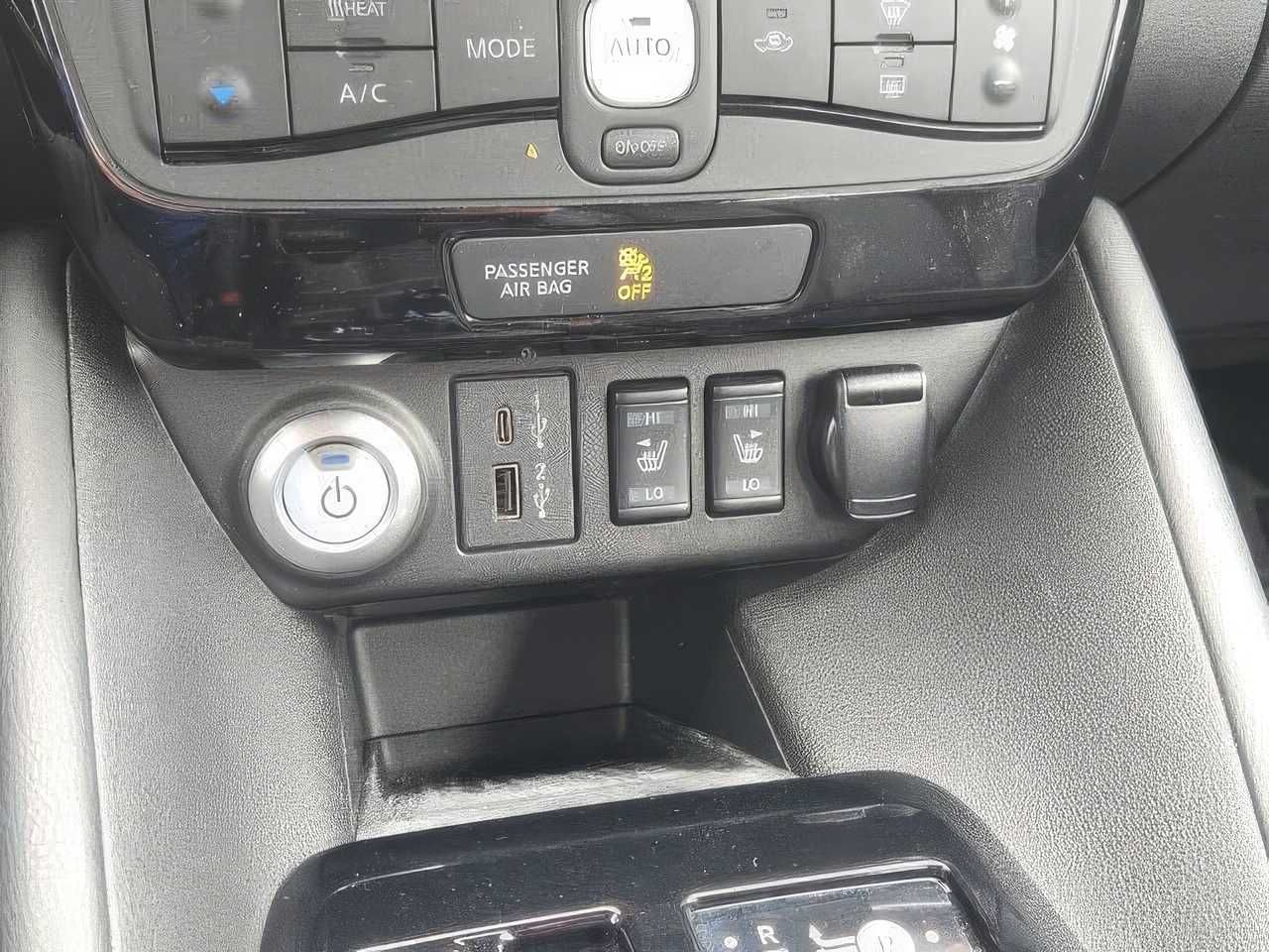 2022 Nissan LEAF SL PLUS