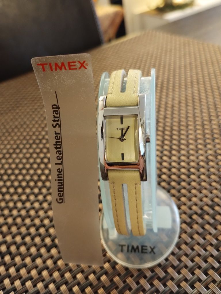 Zegarek Timex damski wskazówkowy. Nowy! Okazja! Model t2f 801