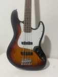 Baixo SX (inspirado no Fender Jazz Bass)