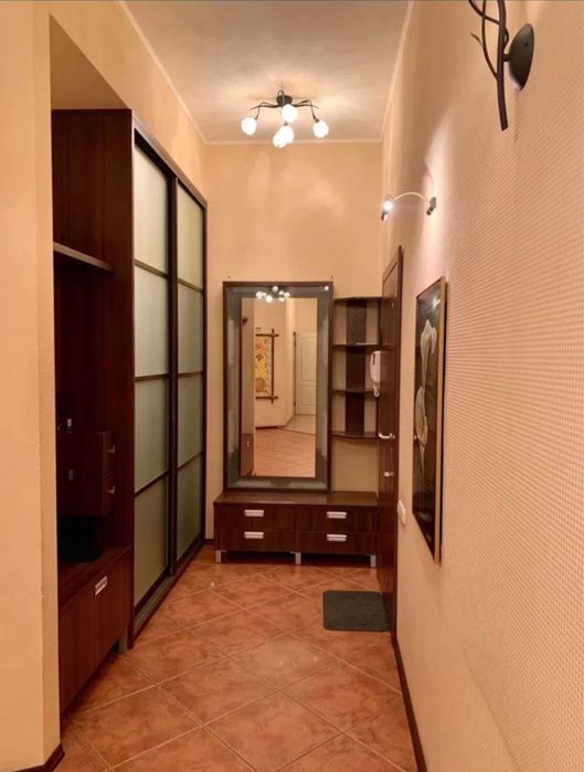 Оренда 4х-кімнатної квартири