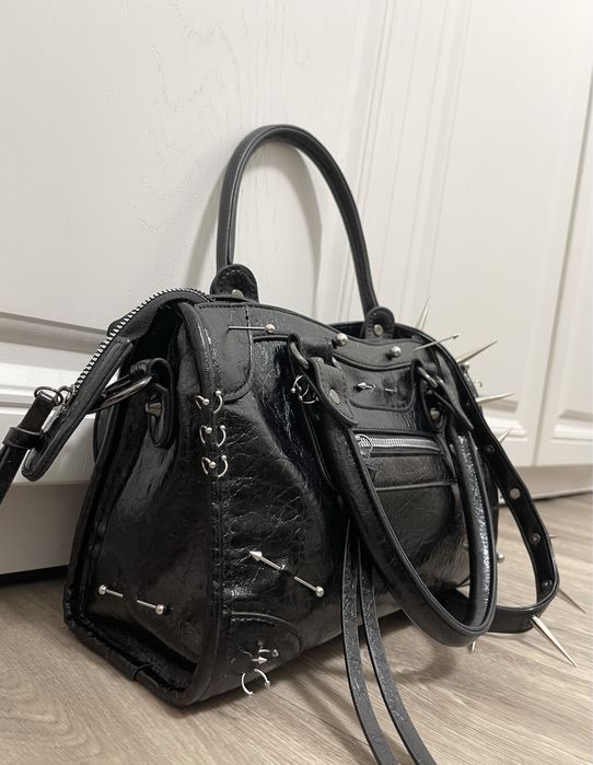 Сумка opium punk, кастомная сумка, сумка с шипами, city bag type