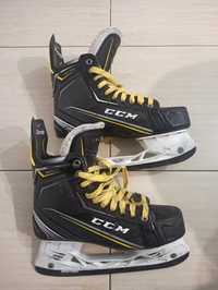 Хоккейные коньки CCM TACKS 9090