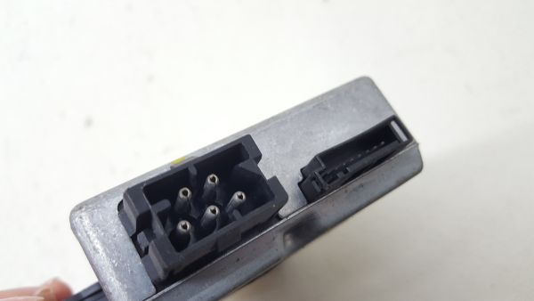 Módulo porta frente esquerdo BMW 5 (E60)