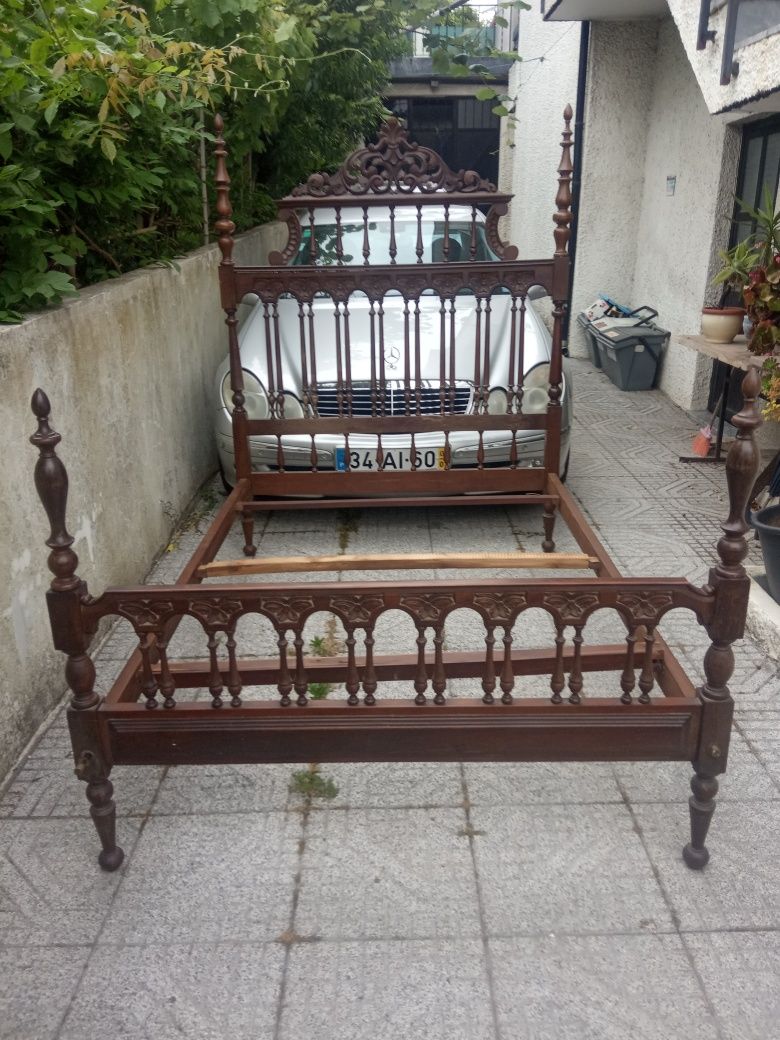 Vende cama usada