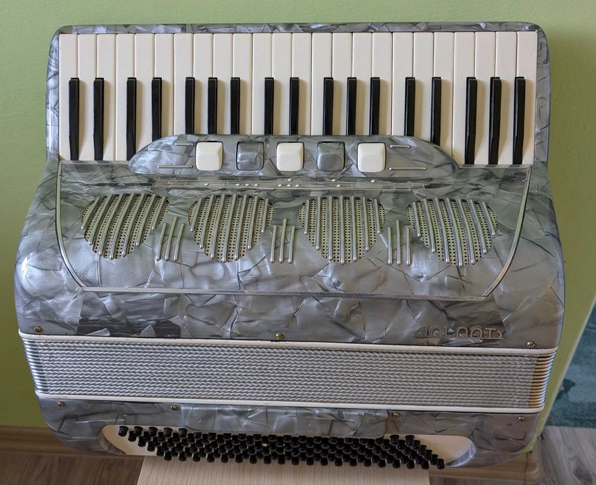 Akordeon GALANTI 120 made in italy