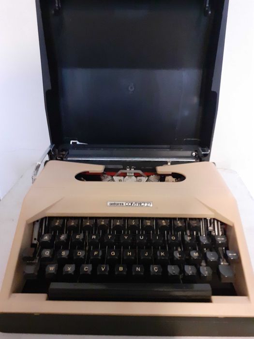 Máquina escrever Antares