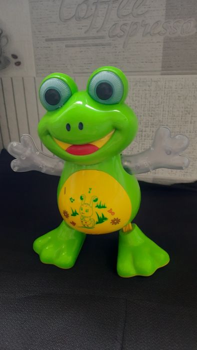 Интерактивная музыкальная игрушка танцующая жабка