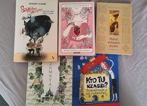 Zestaw 5-ciu książek dla dzieci i młodzieży.