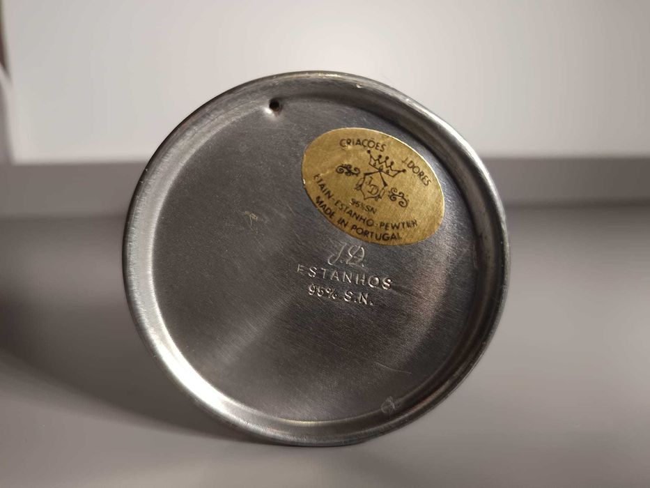 Jarra em Estanho 95% – Criações J. Dores, Portugal