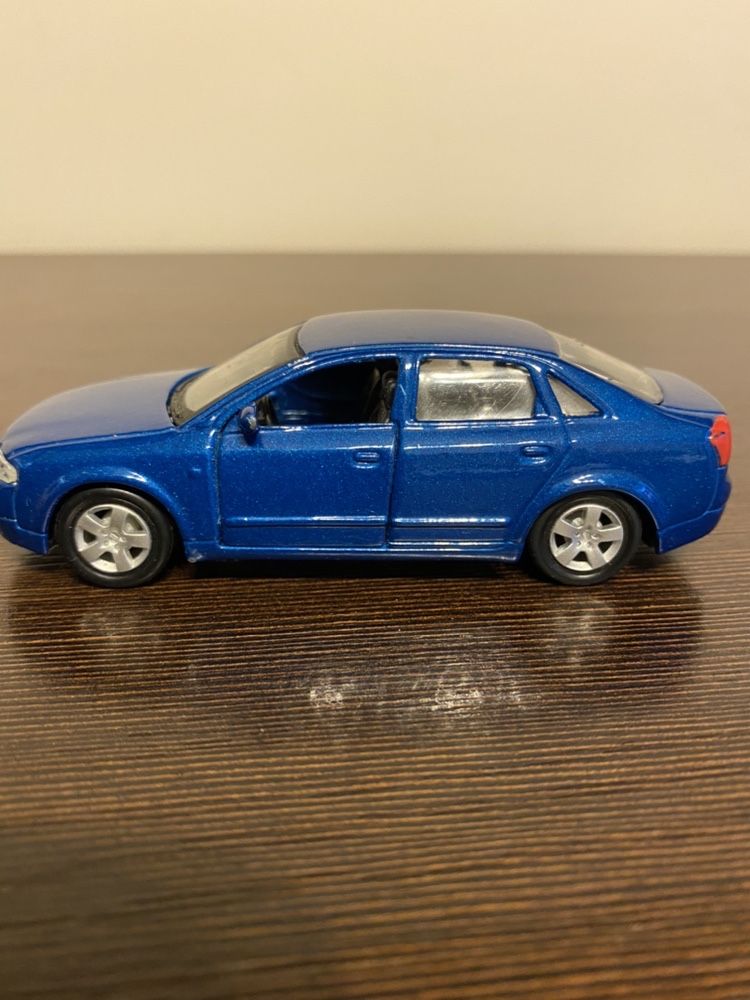 Audi A4 skala 1/40 maisto model kolekcjonerdki