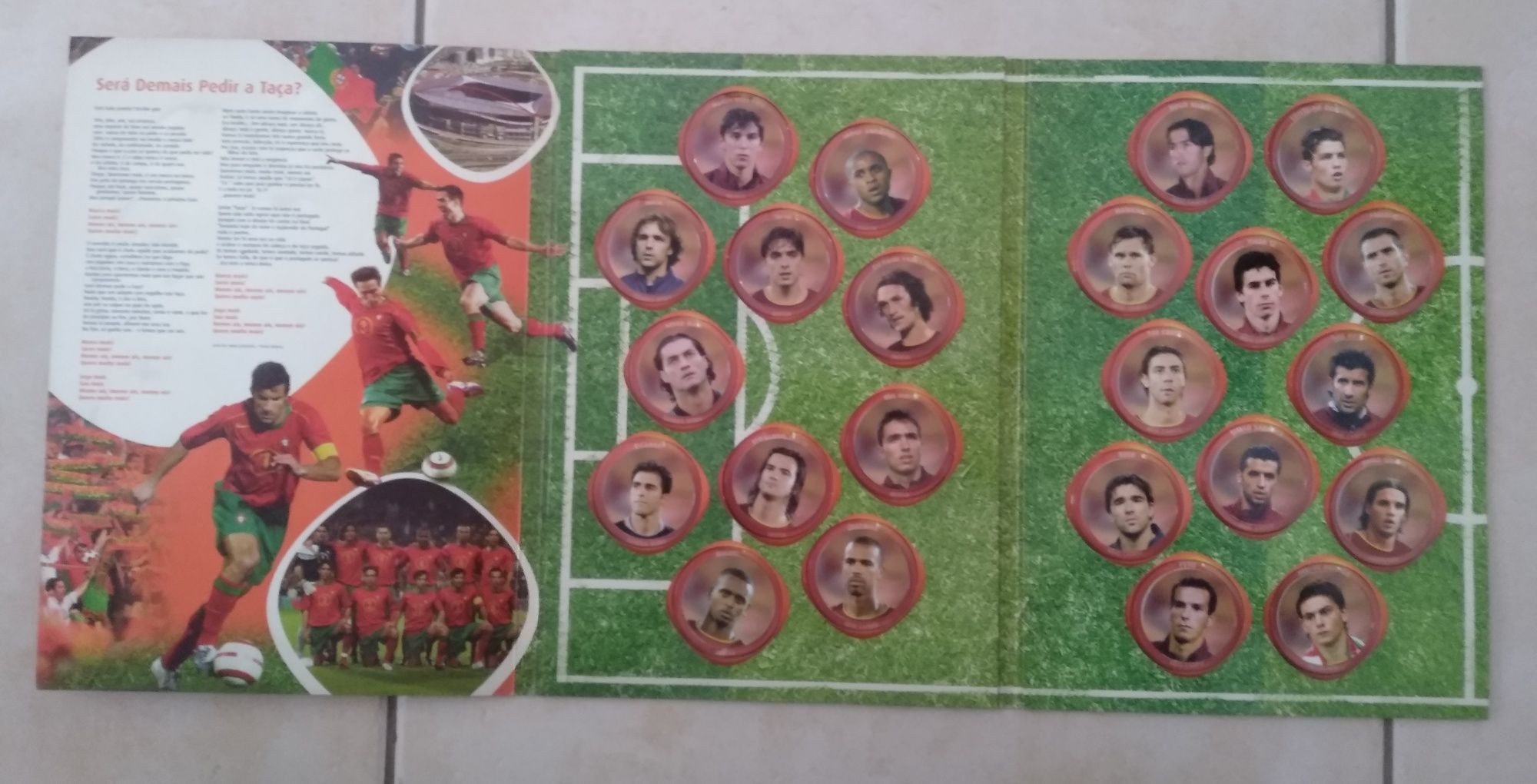 Cadernetas completas do Euro 2004 e Mundial 2006
