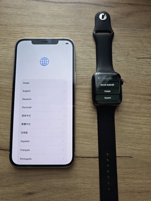 Zestaw: iPhone 12 Pro Max + Apple Watch 5 44mm