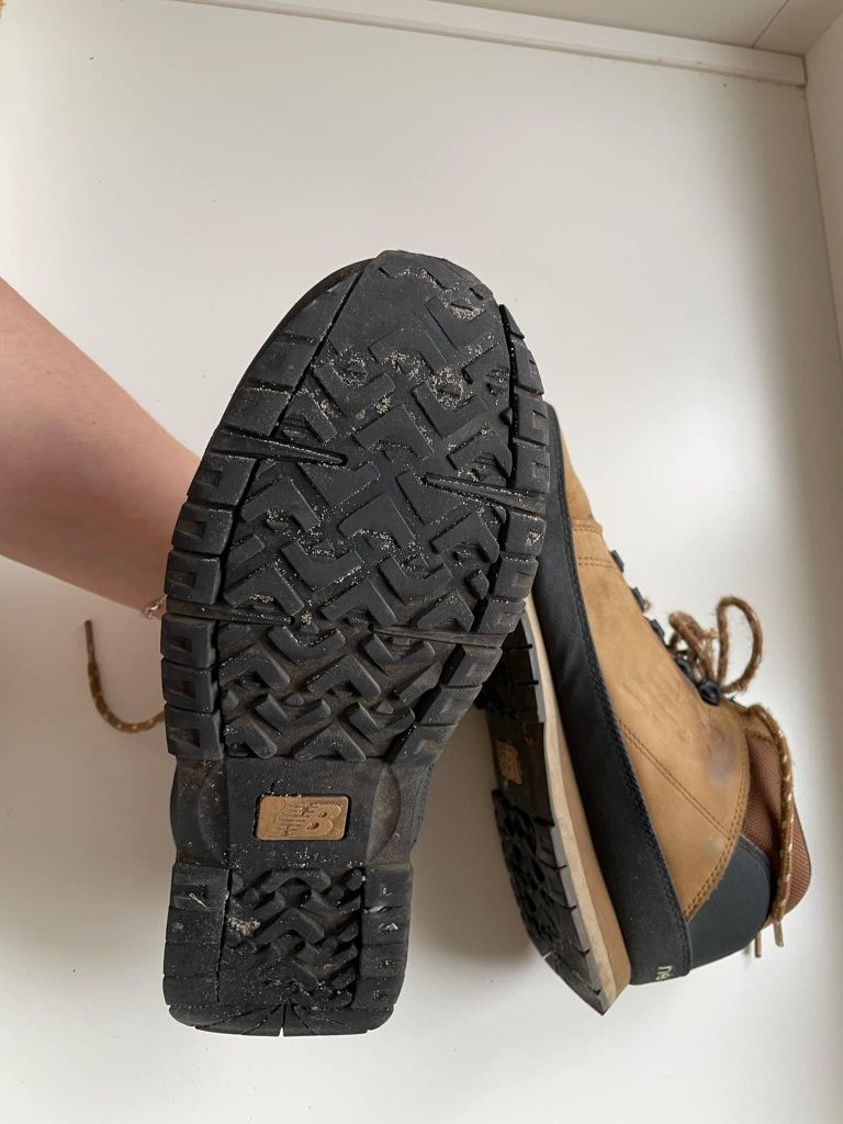 Buty zimowe  r. 42.5 new balance