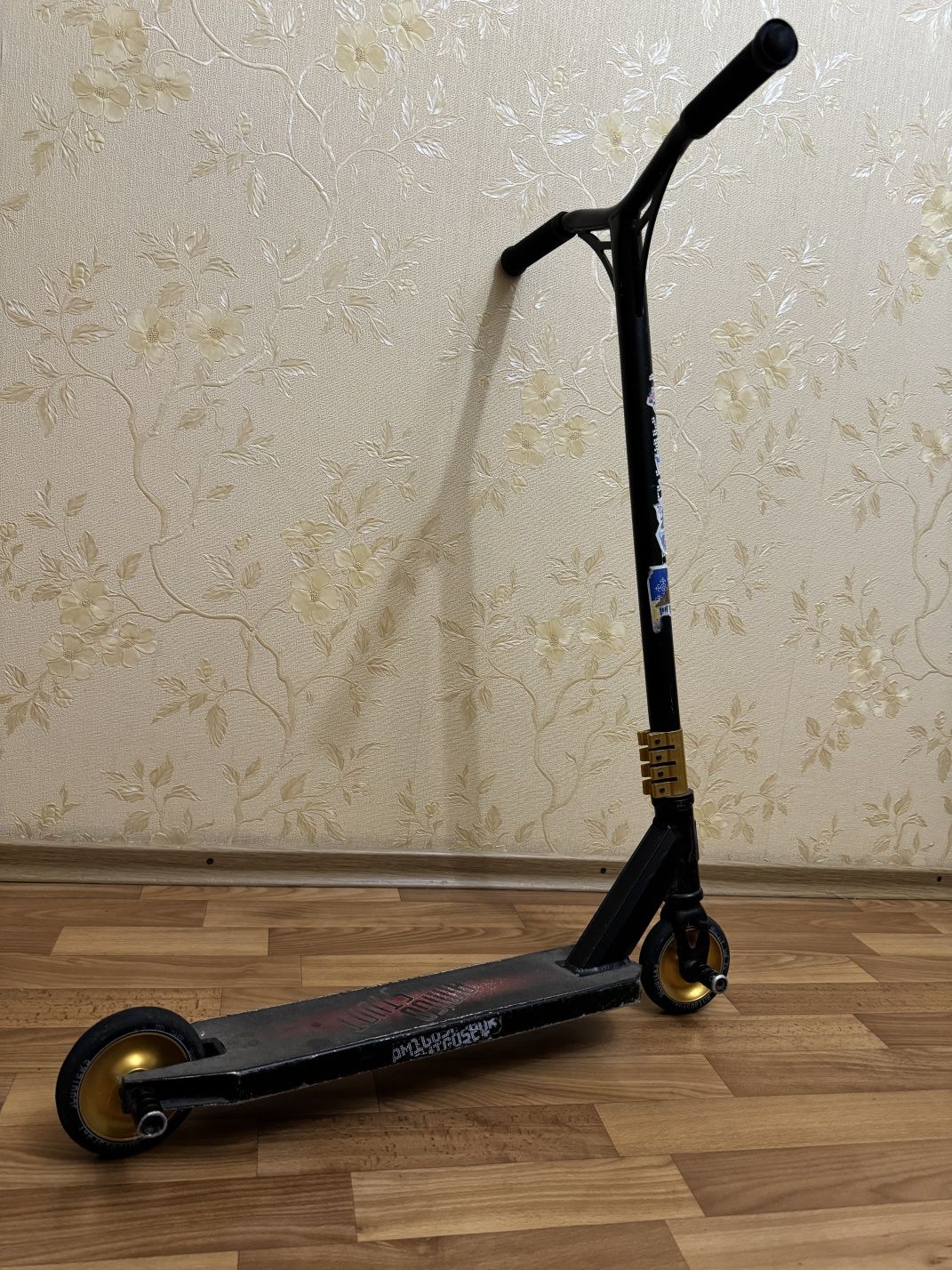 Трюковий самокат