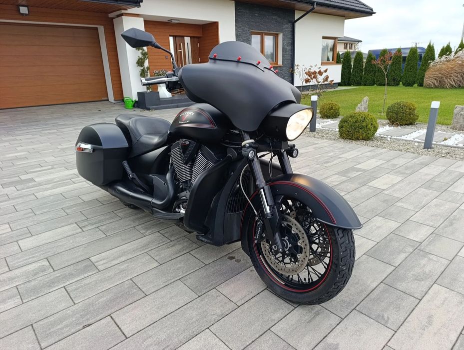 Victory  Victory Cross Country Hard Ball 2013r V2 motocykl jak Indiana Polaris