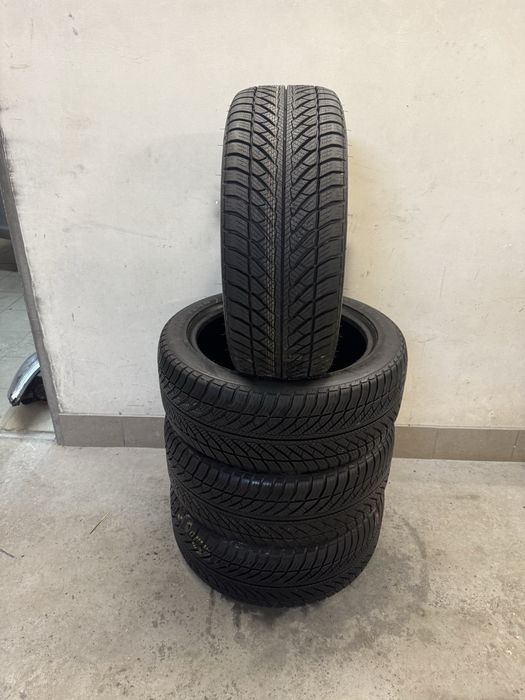 Opony zimowe Good Year 245/45/18 komplet. 4szt. 8,5mm 2024