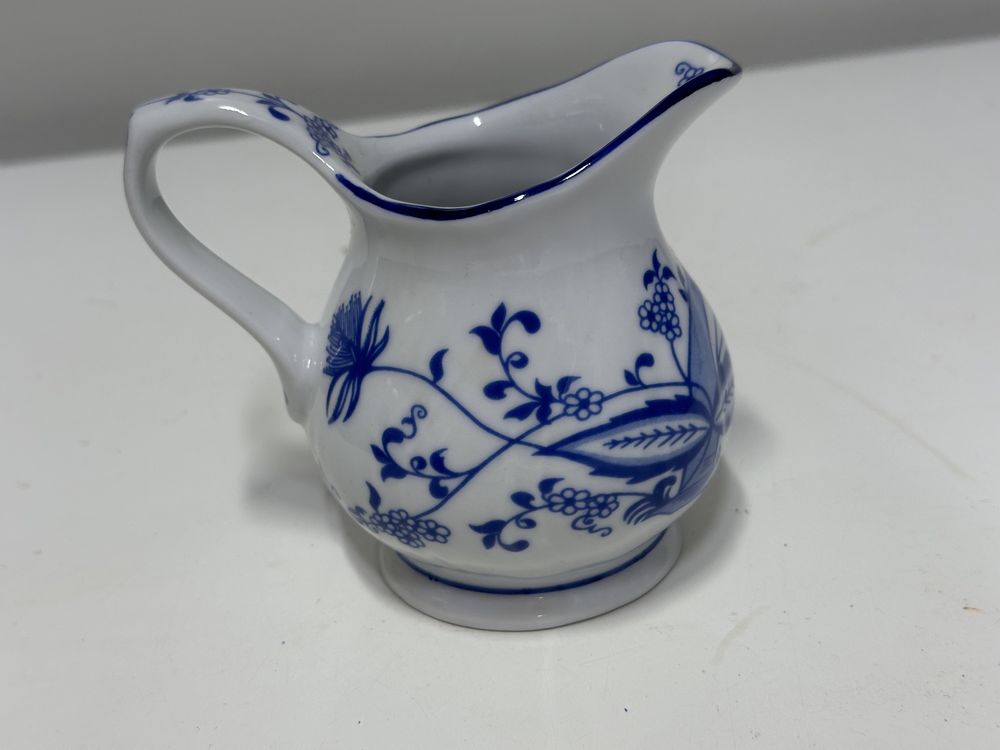 Porcelanowa sosjerka Krzysztof