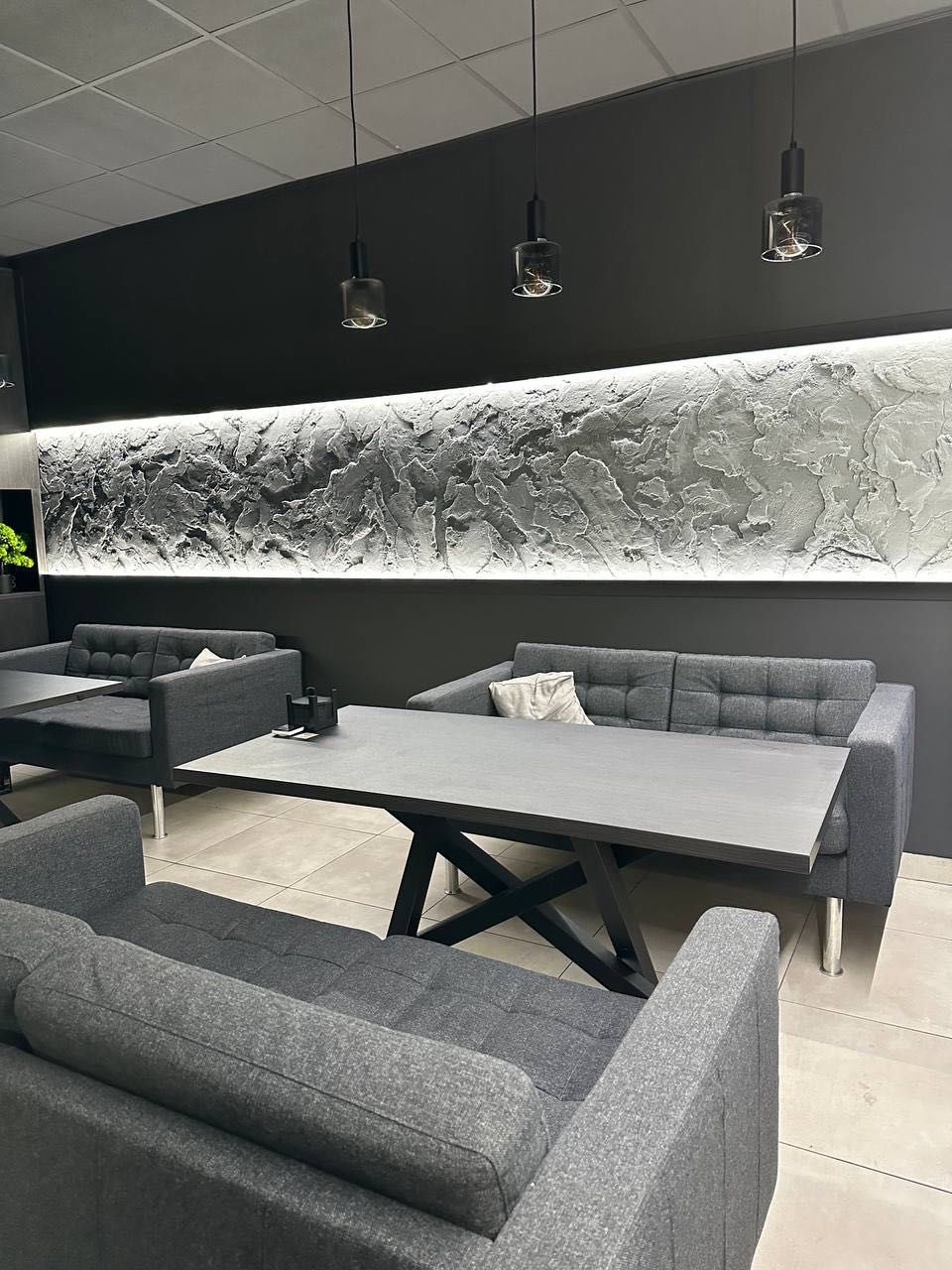 Sofa IKEA szara.