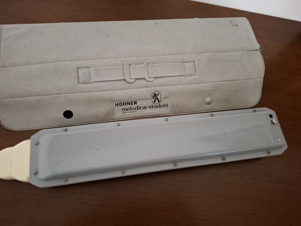 Hohner melodica student