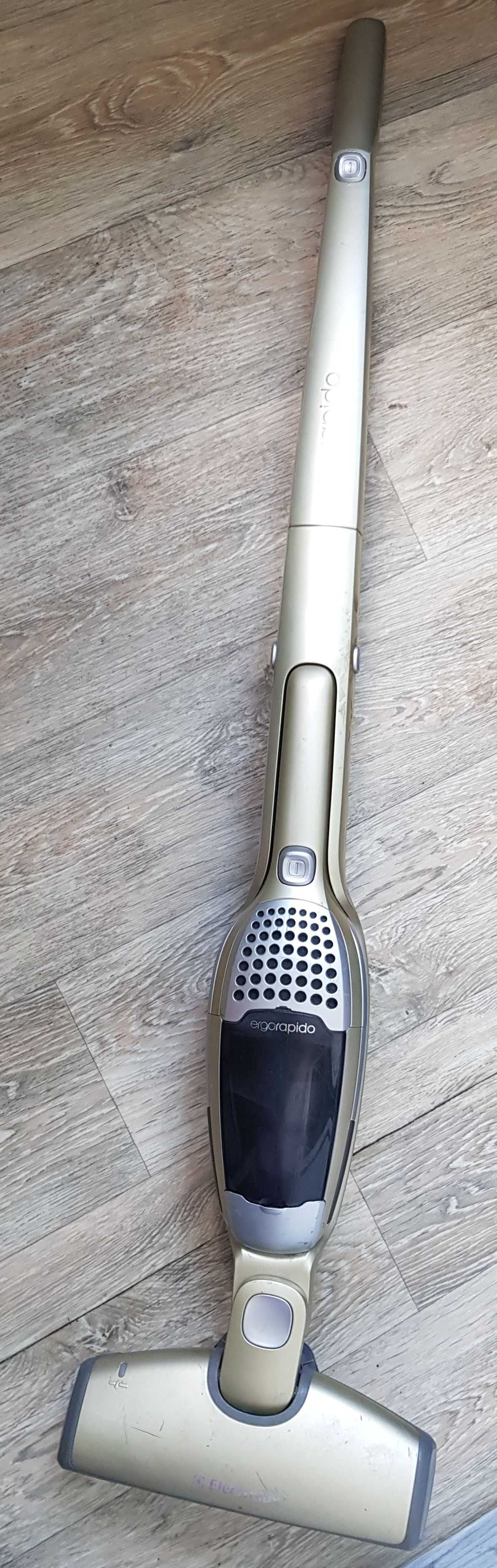 Акумуляторний пилосос ELECTROLUX ZB 2811