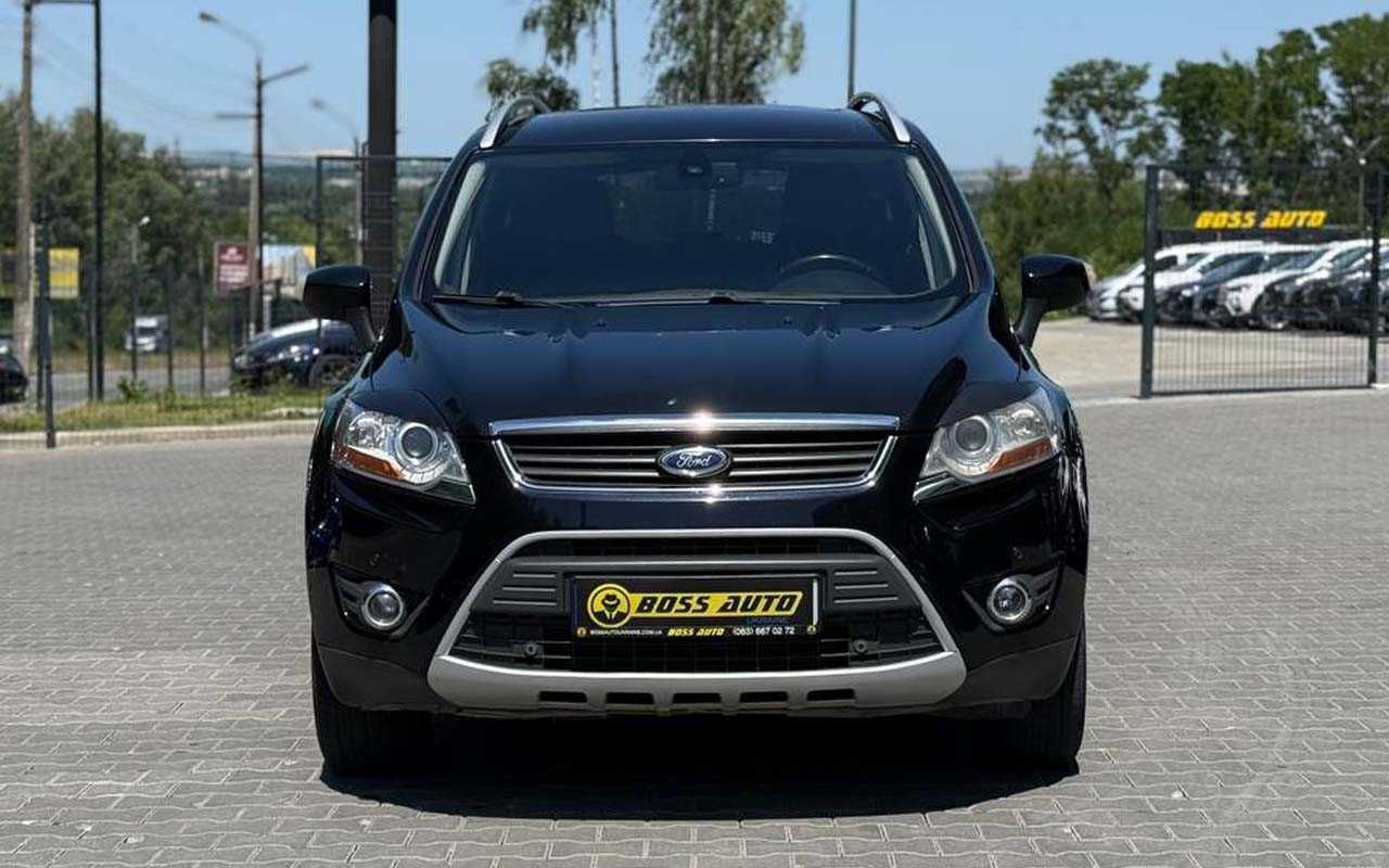 Ford Kuga 2012 року