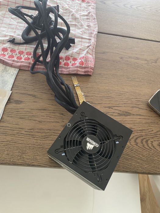 Fonte de alimentaçao cx650 corsair