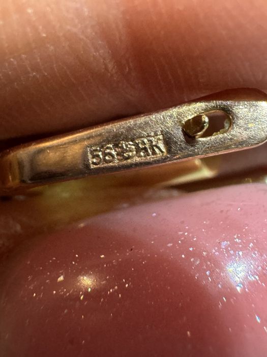 Золотые серьги с бриллиантами  алмазы 56 царизьм 1ct