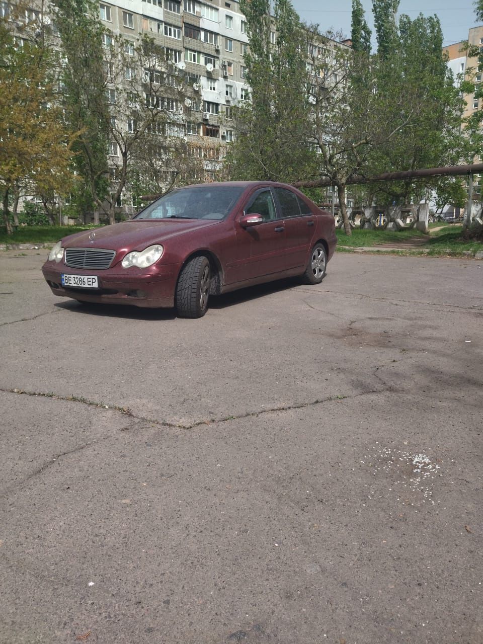 Продаю Мерседес C 220